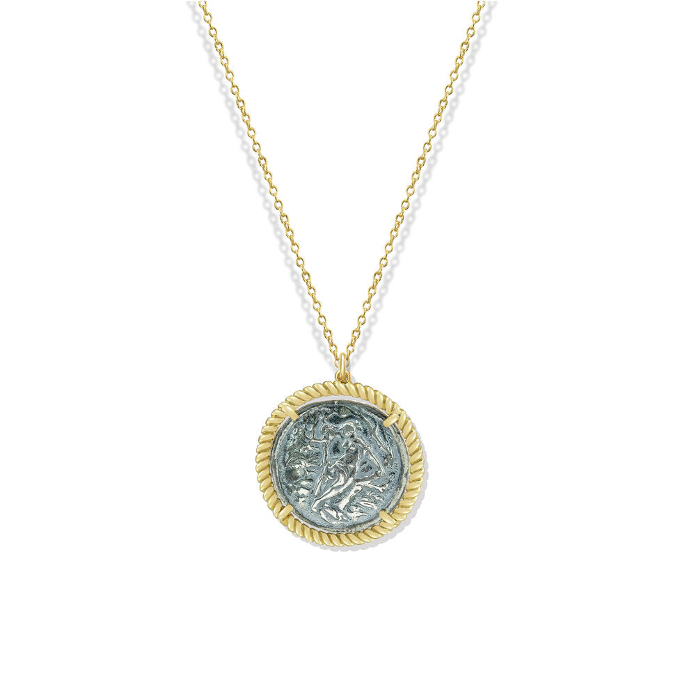 Venus Medallion | Gold