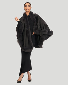 Cashmere Caplet With Fox Trim | Women | Anthracite