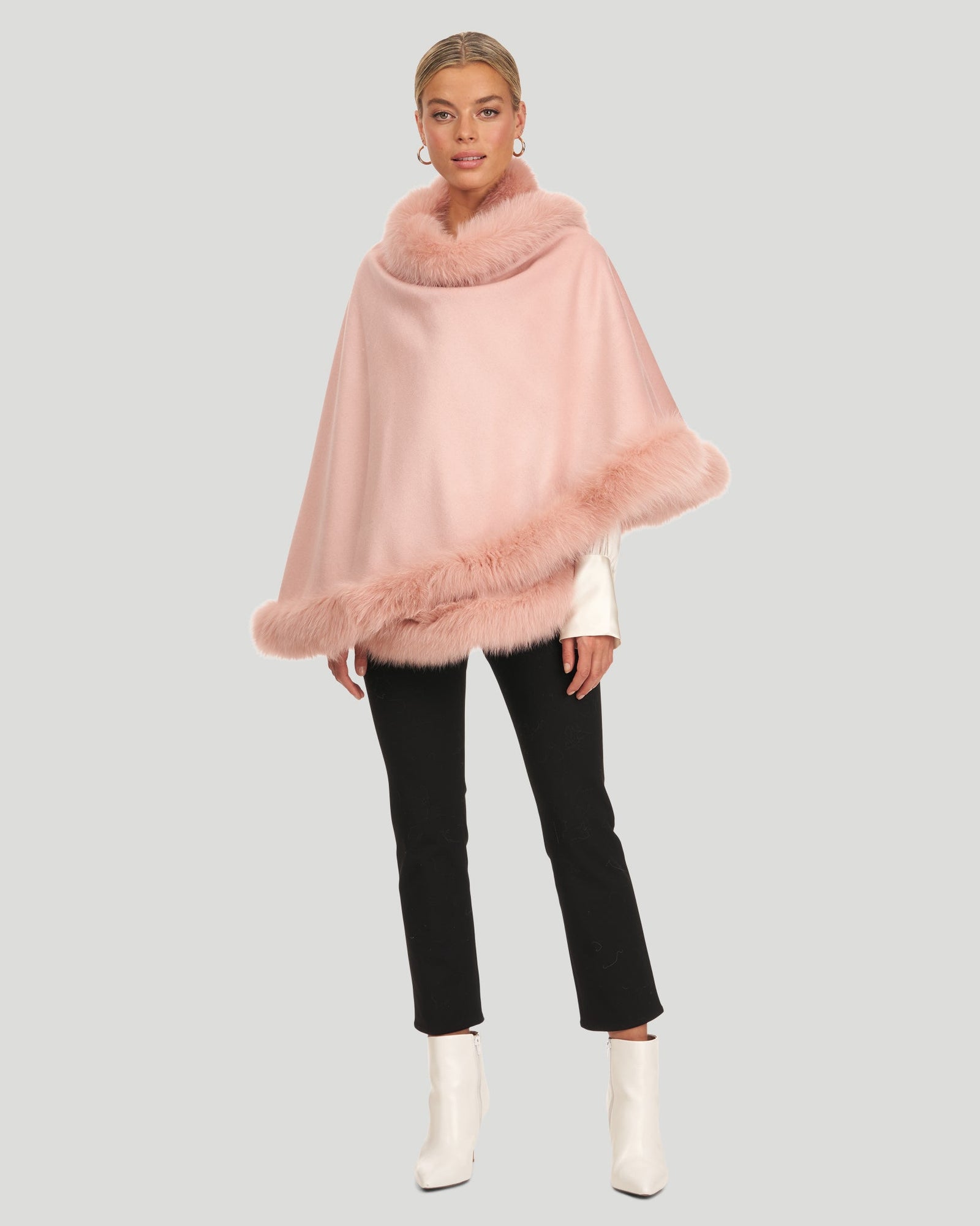 Cashmere Capelet With Fox Trim | Women | Light Pink