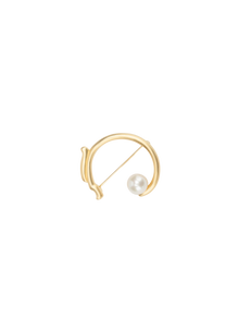 C-Shaped Zodiac Pearl Brooch | Copper/Fresh Water Pearls