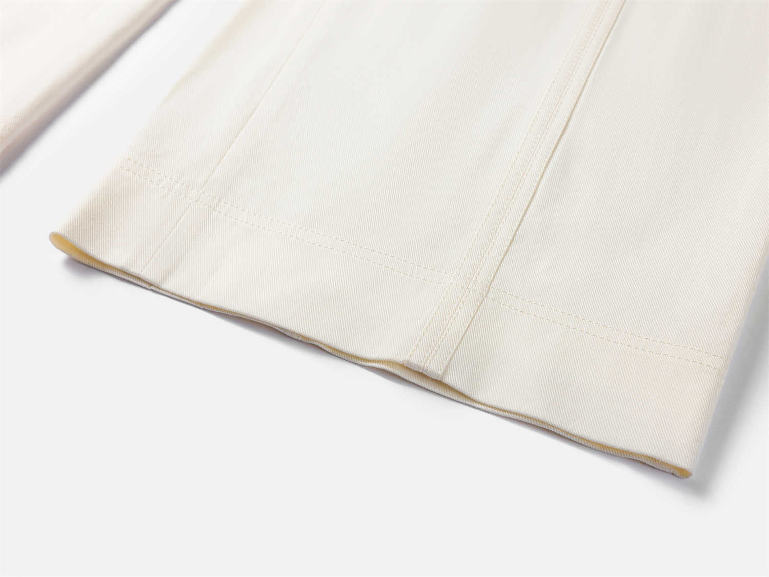 Simple-designed Straight Pants | Beige