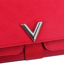 Louis Vuitton Pre-Owned Monogram Cuir Plume Ecume Very Chain Bag | Women | Red