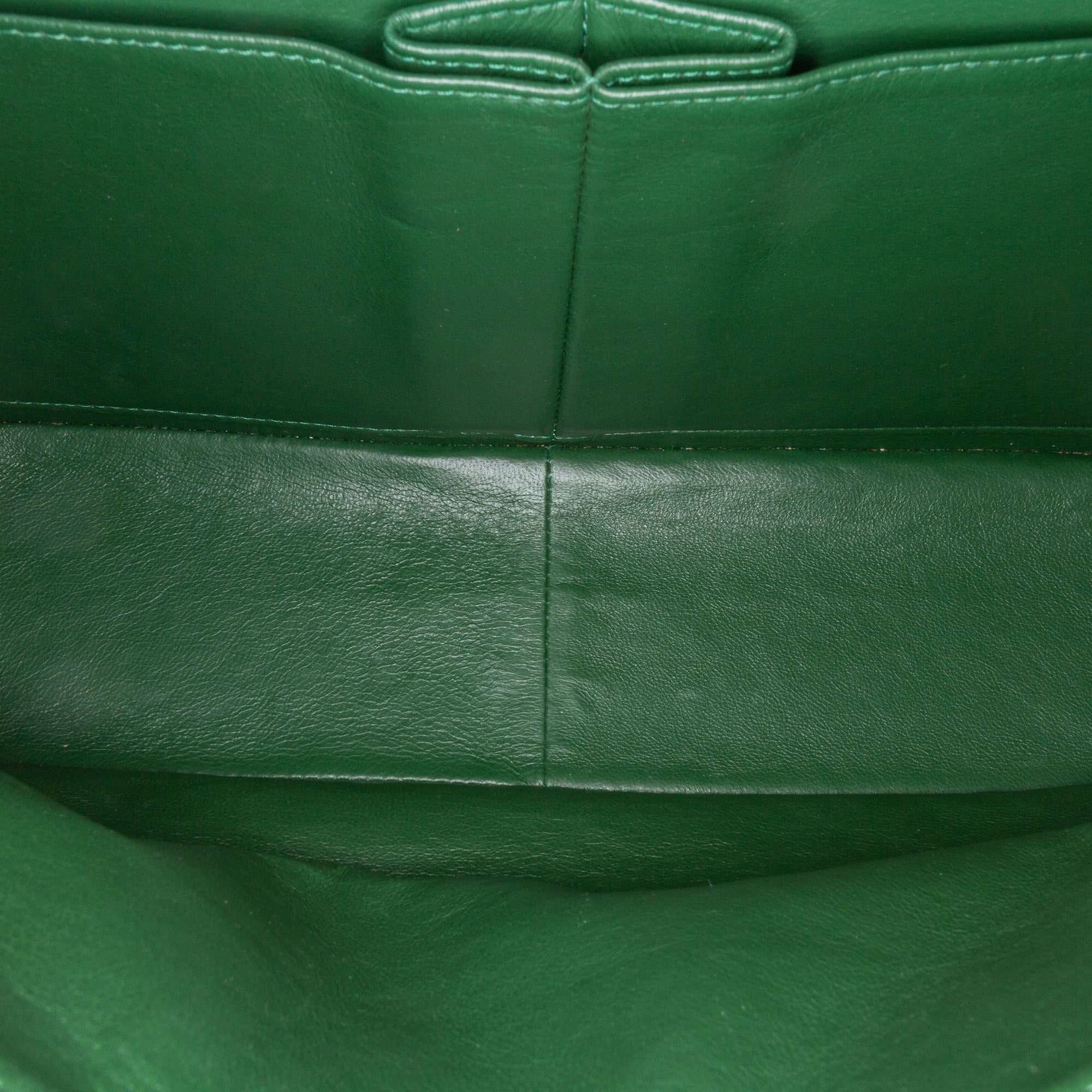 Chanel | Pre-Owned Jumbo Classic Patent Double Flap | Green/Olive Green