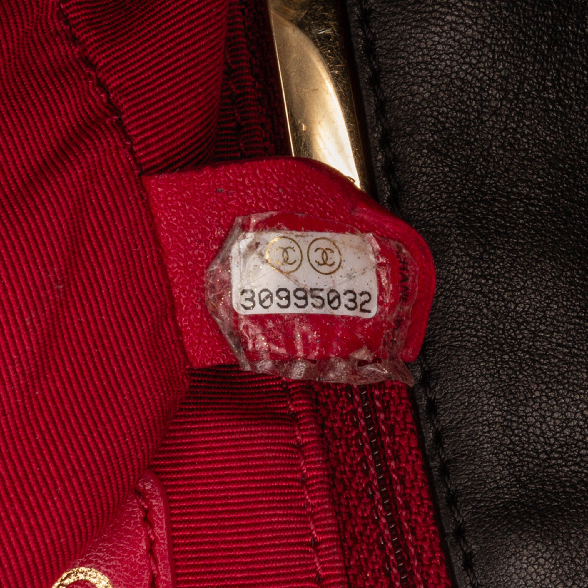 Chanel | Pre-Owned Large Lambskin Twist Chain Enamel CC Flap | Black