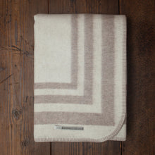 Montauk Throw | Ivory / Light Taupe