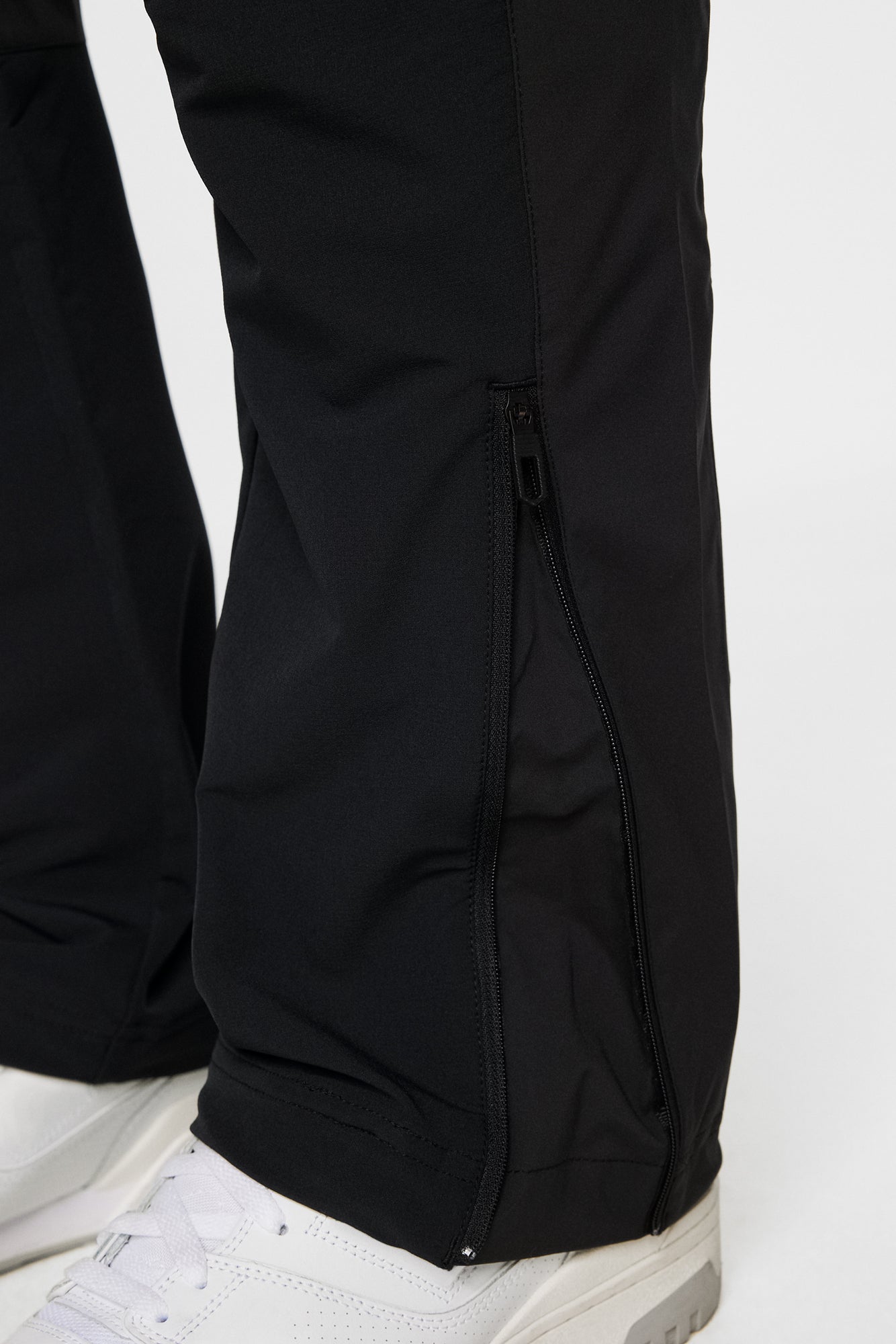 Men | Adrian Softshell Pant | Black