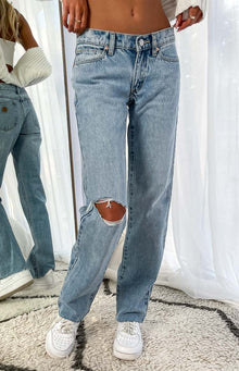 Abrand A 99 Rhonda Rip Low Straight Jean | Blue