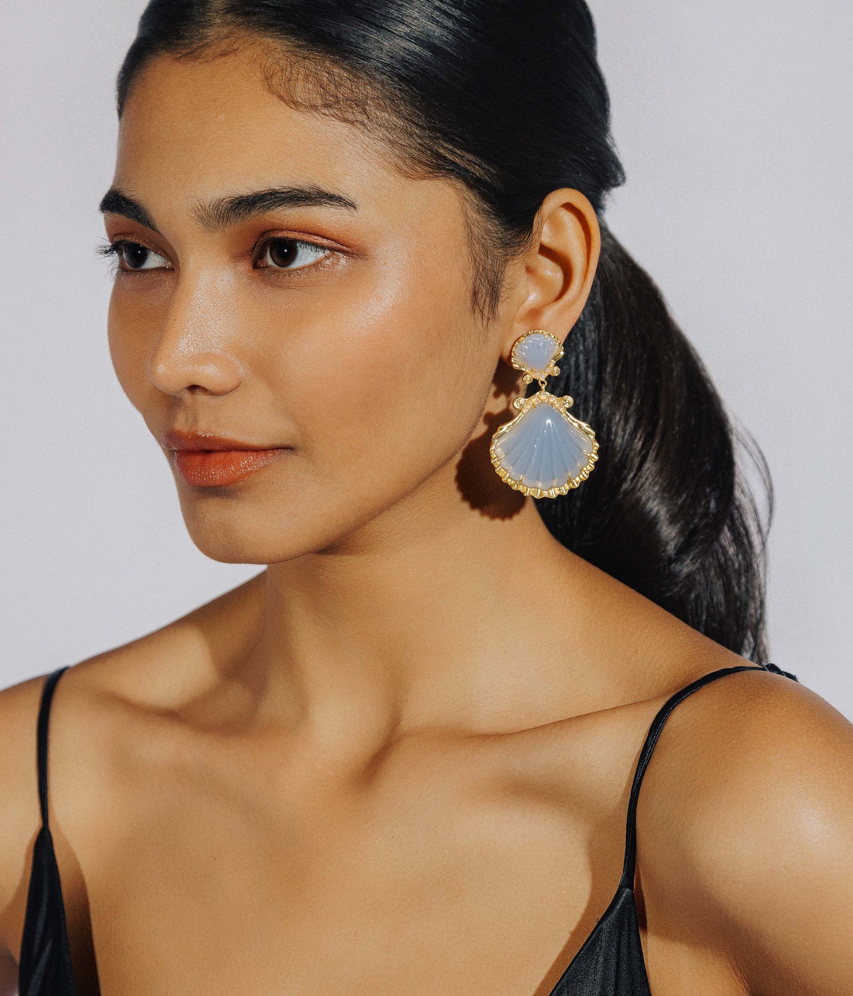 Aegean Shell Earrings - Loren Hope