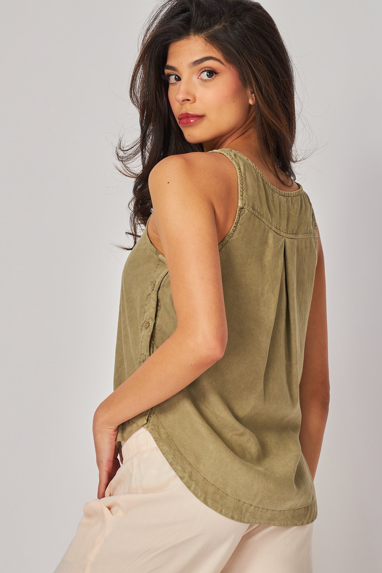 Button Side Tank | Surplus