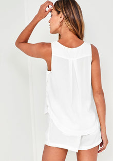 Button Side Short | White