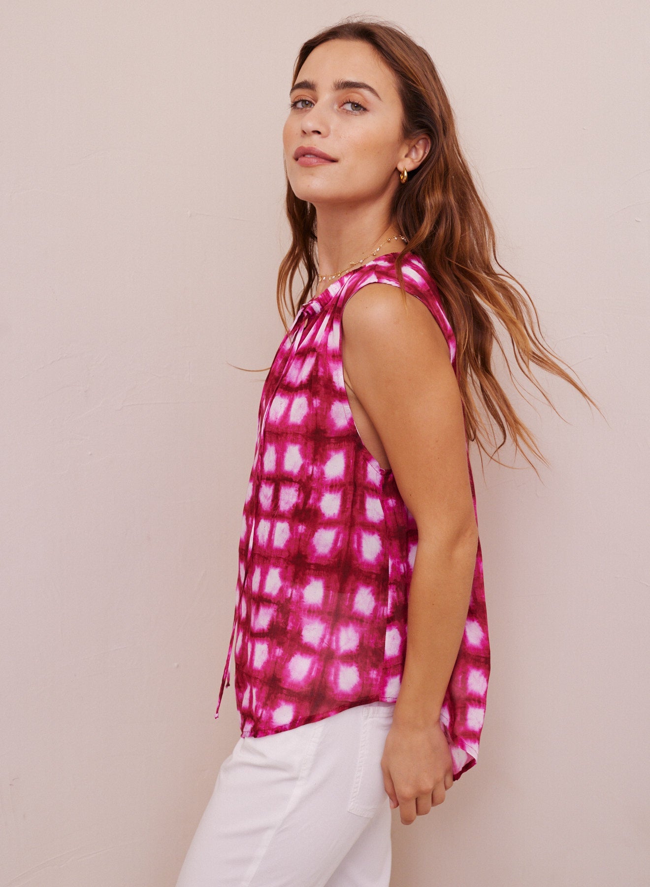 Sleeveless Shirred Neck Pullover | Rosado Shibori Print