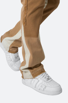 B501 Flare Denim | Brown