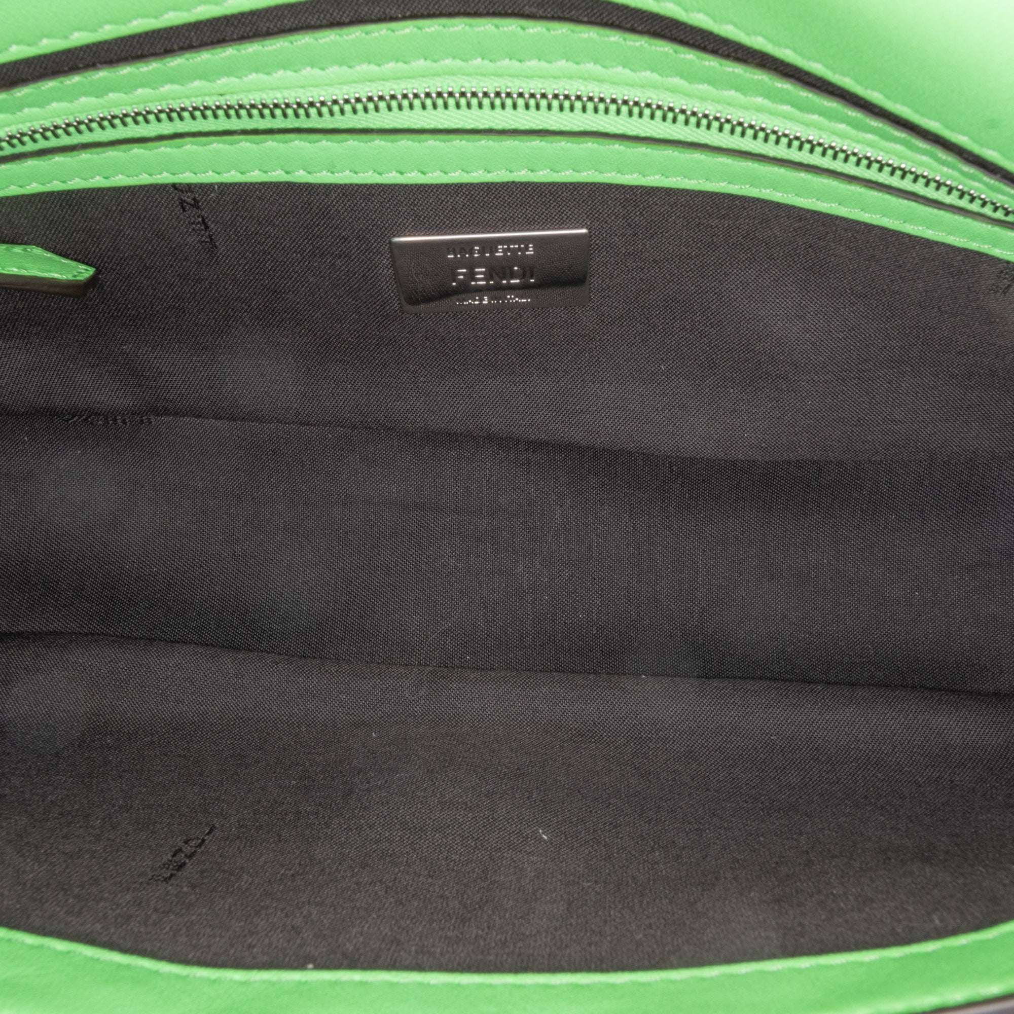 Fendi | Pre-Owned Zucca Embossed Stitched Leather Baguette Satchel - I | Green/Light Green