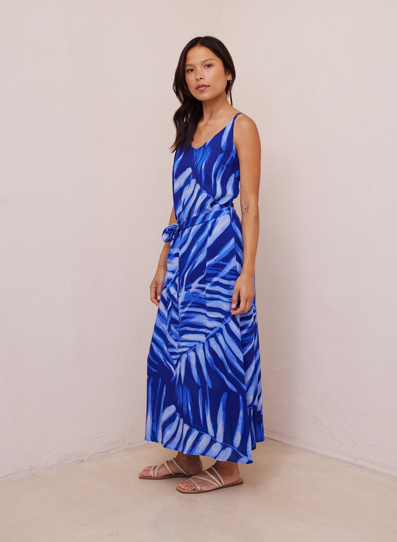 V Neck Midi Dress | Bayside Palm Print