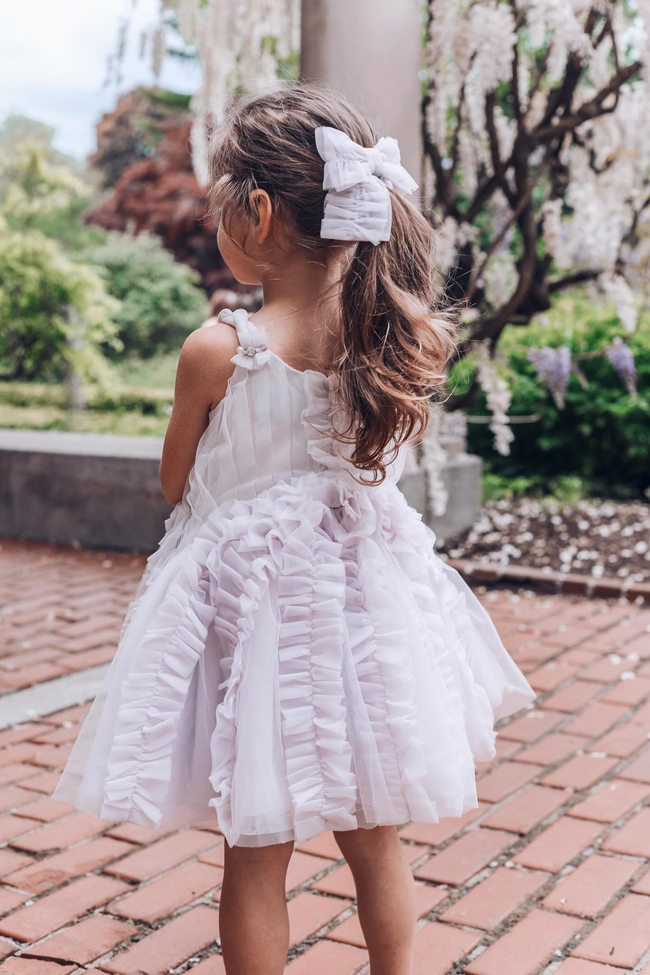 Ariel Ruffle Tulle Hair Bow | White