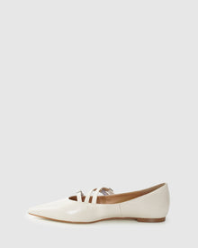 Women | Begin Again Buckled Flat | Beige