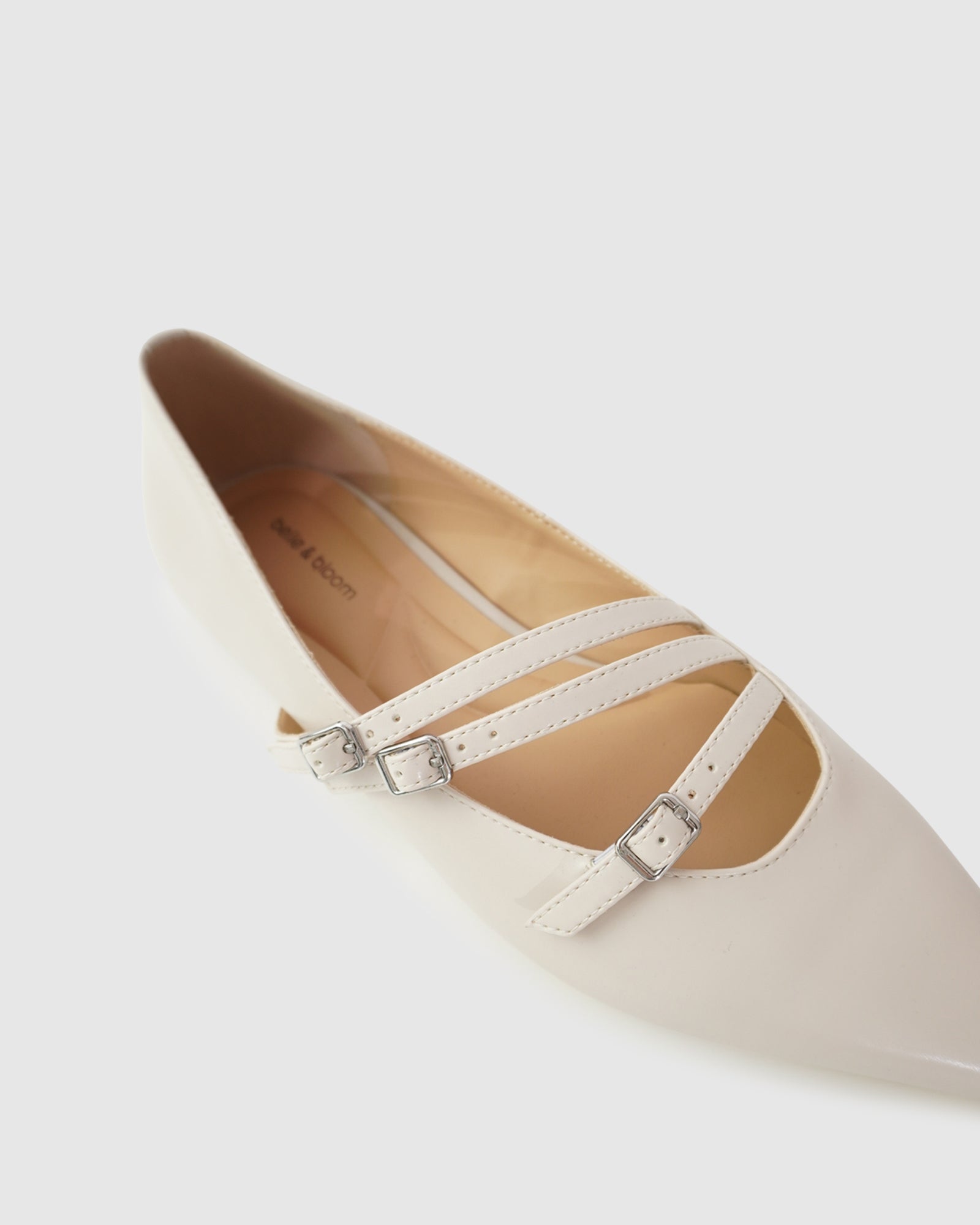 Women | Begin Again Buckled Flat | Beige