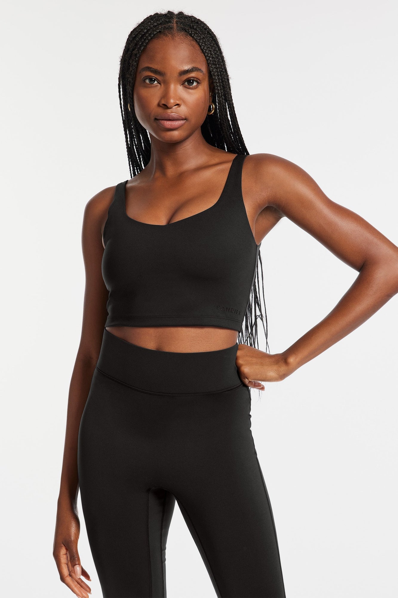 Bandier | V-Neck Tempo Crop Bra | Black