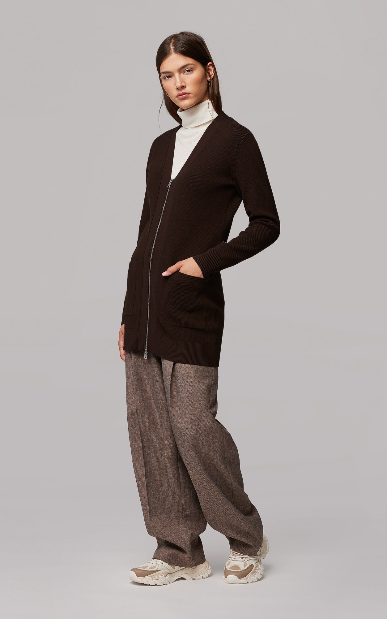 Brigida Semi-Fitted Sustainable Knitted Ribbed Cardigan | Oak
