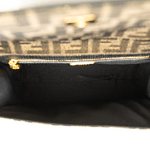 Fendi | Pre-Owned Zucca Canvas Shoulder Bag - V | Brown