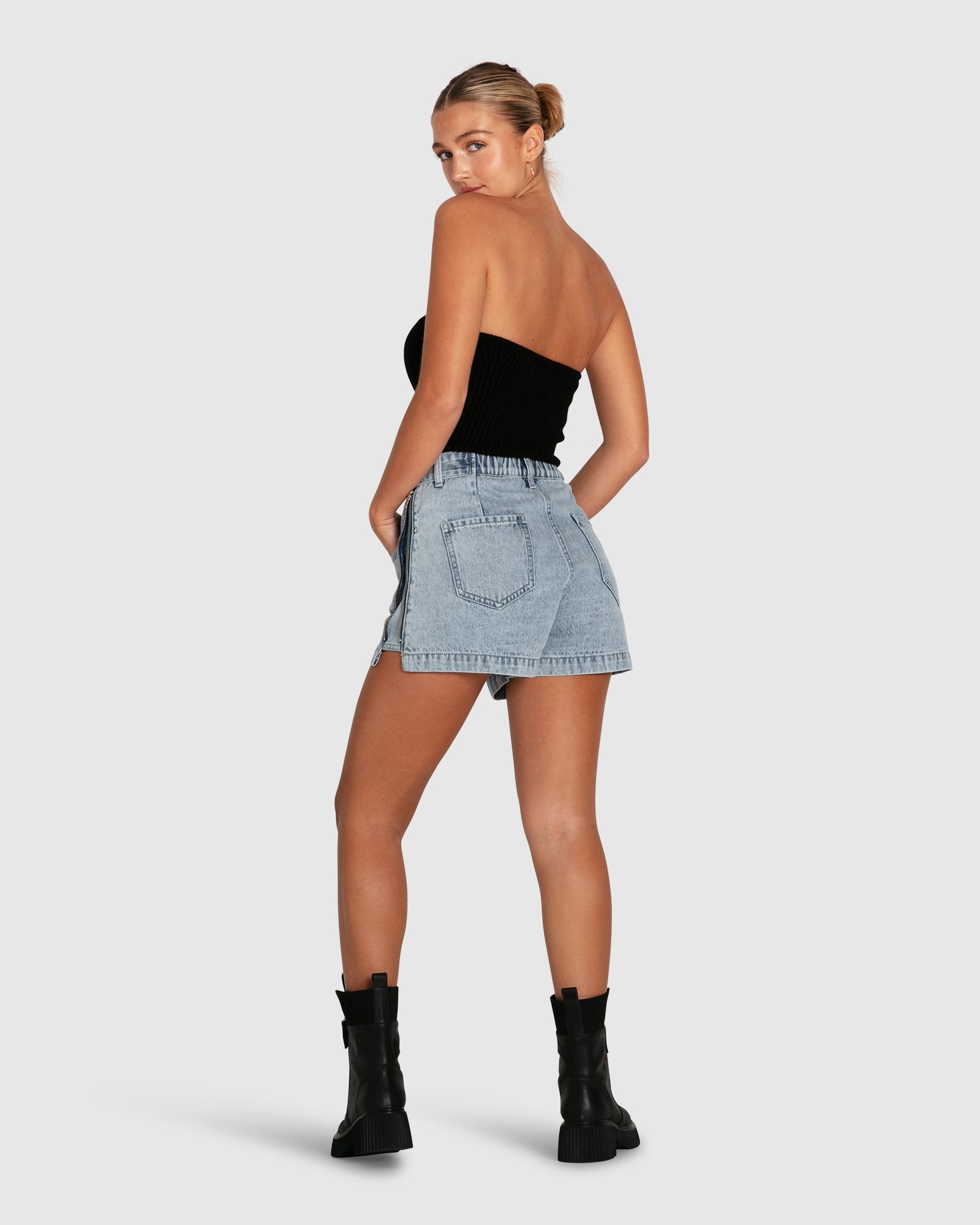 Women | Bring The Heat Denim Shorts | Stonewash