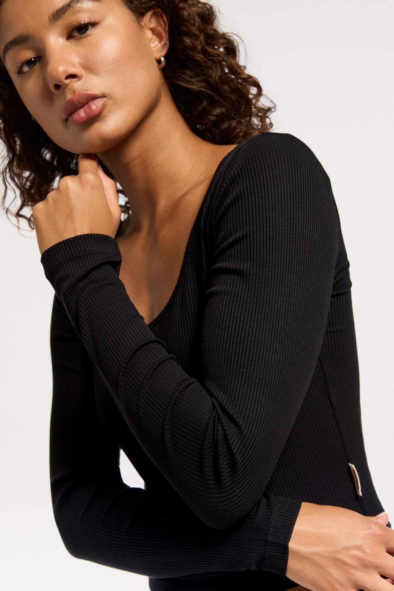 Wesley | Rivington Ribbed Long Sleeve Scoop Neck Crop Top | Black