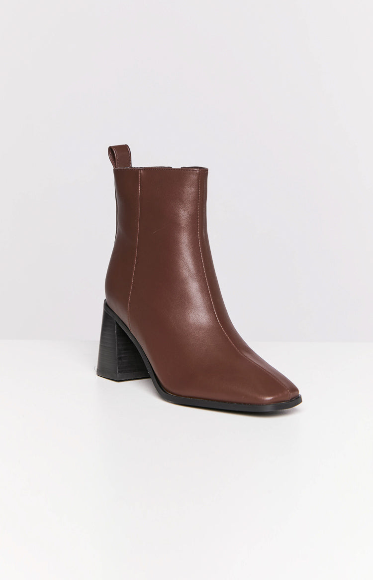 Billini Svea Ankle Boots | Brunette