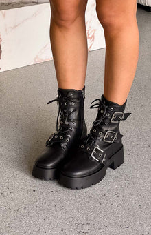 Billini Xyola Buckle Up Boots | Black