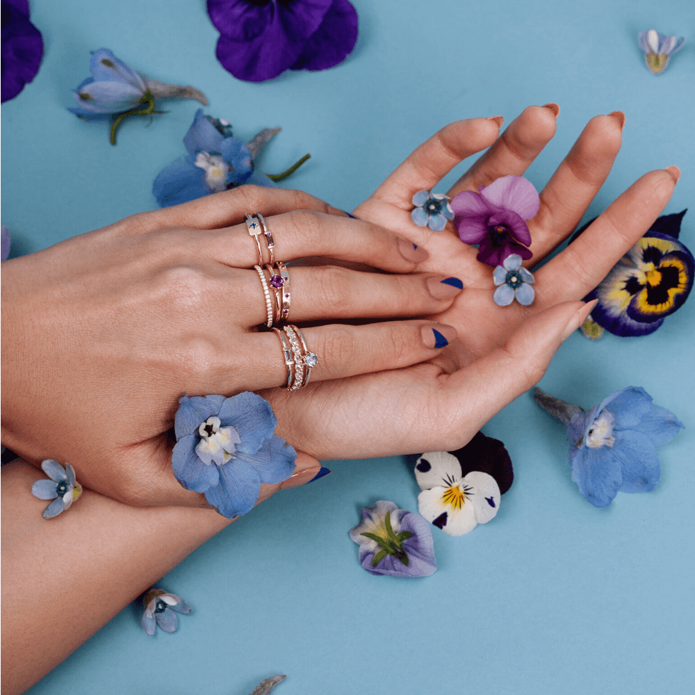 Women | Black Spinel Plate Stacking Ring – August | 14k Yellow Gold