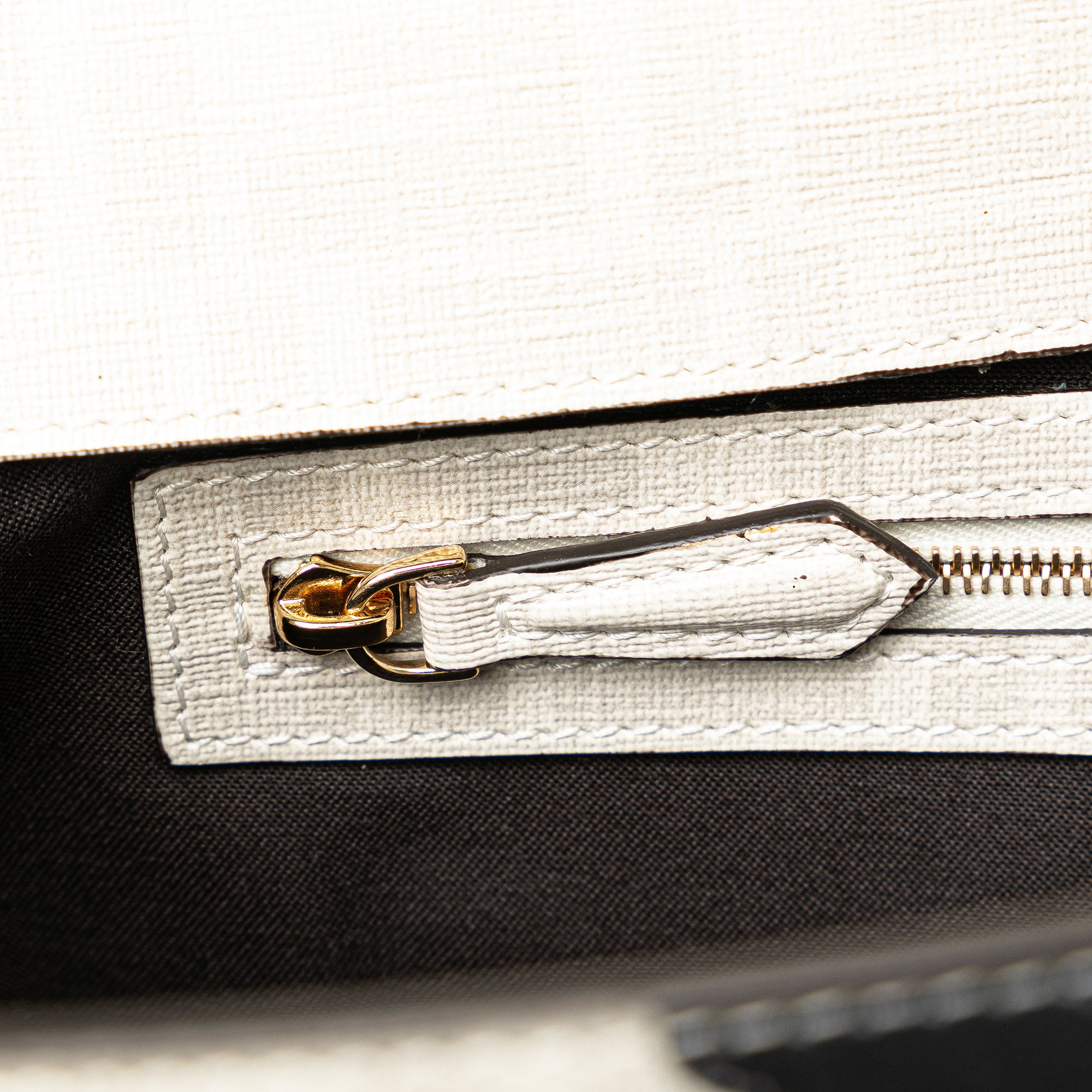 Fendi | Pre-Owned Zucca Graphic Print Coated Canvas Bikini Girls Baguette Satchel | White