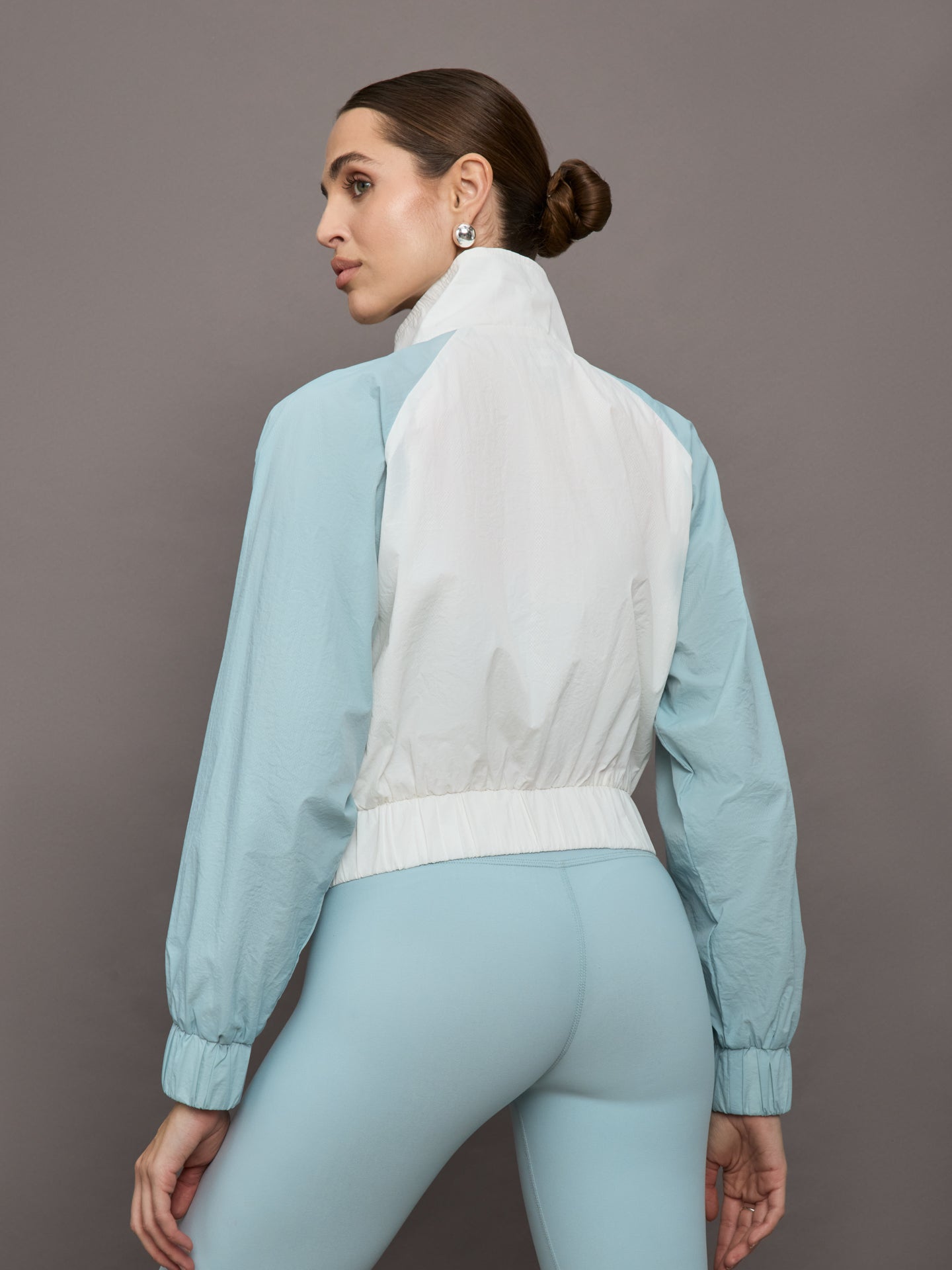 Carbon38 | Colorblock Windbreaker | Cloud Dancer/Sky Blue