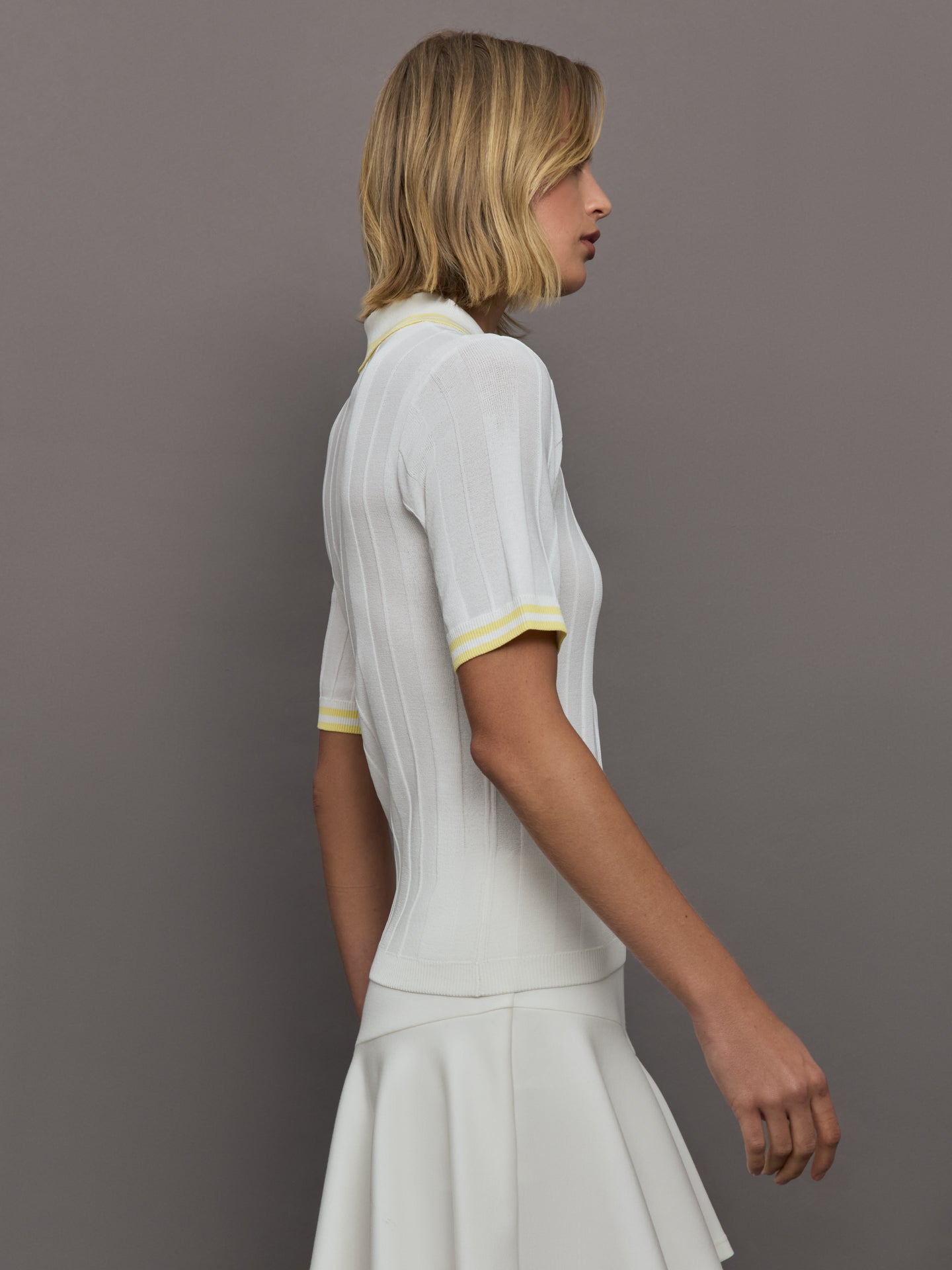 Short Sleeve Collared Tennis Top | White / Pastel Yellow