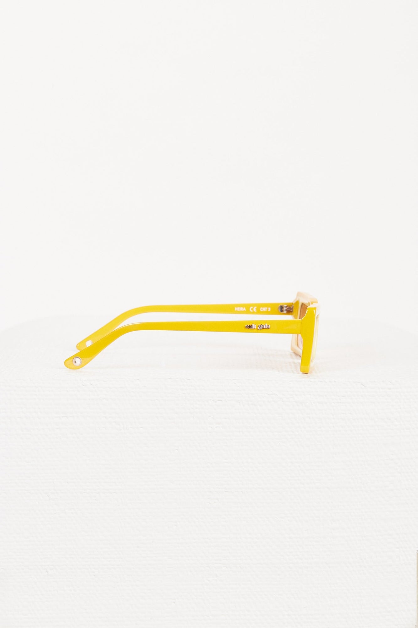 Hera Sunglasses | Canary