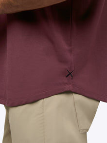 Mens | AO Curve-Hem Tee | Signature-Fit PYCA Pro | Currant