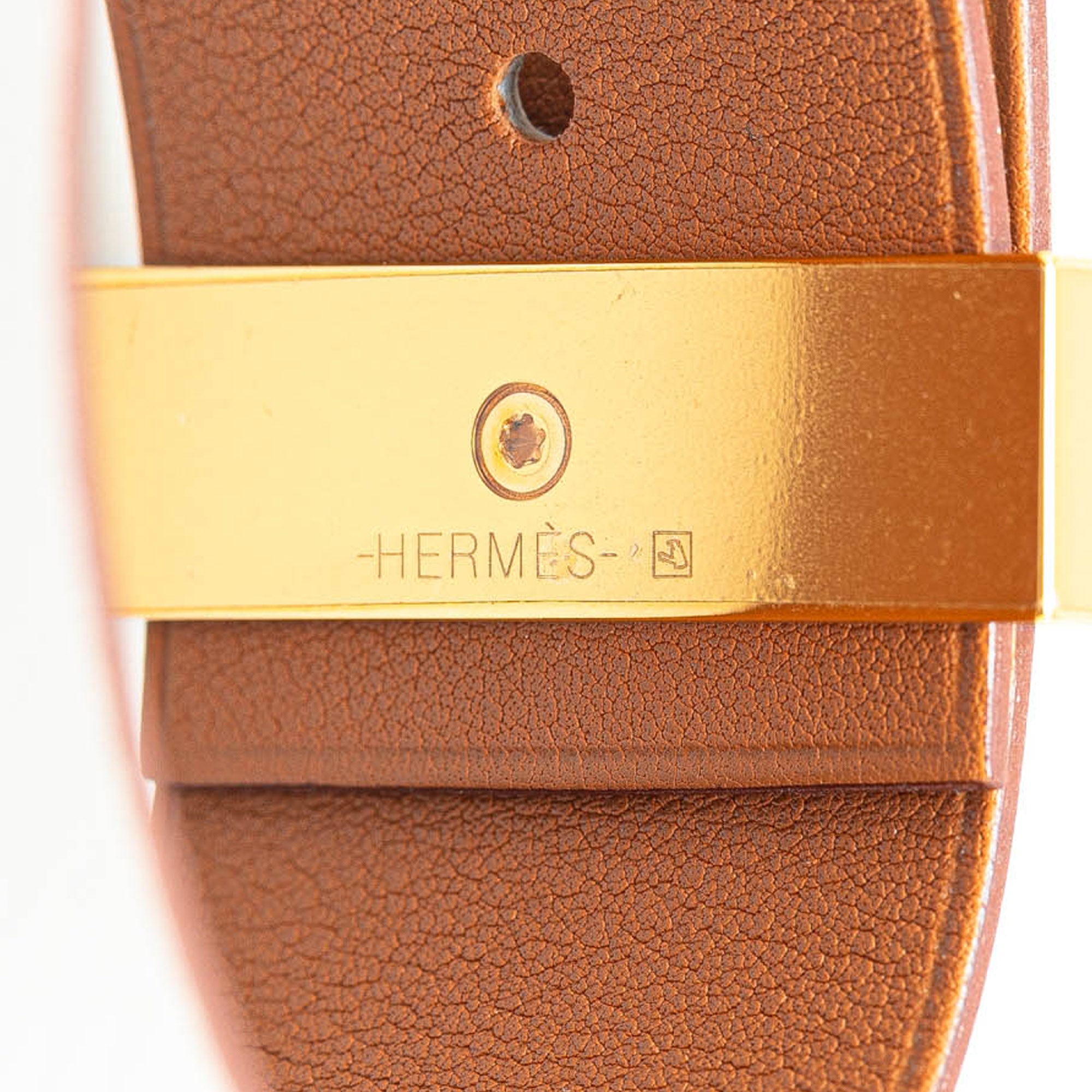Hermes | Pre-Owned Bicolor Epsom Reversible Illusion Bracelet MM | White/Gold