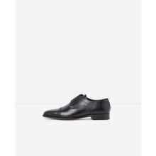 Classic Brogues In Mat Leather | Women | Black