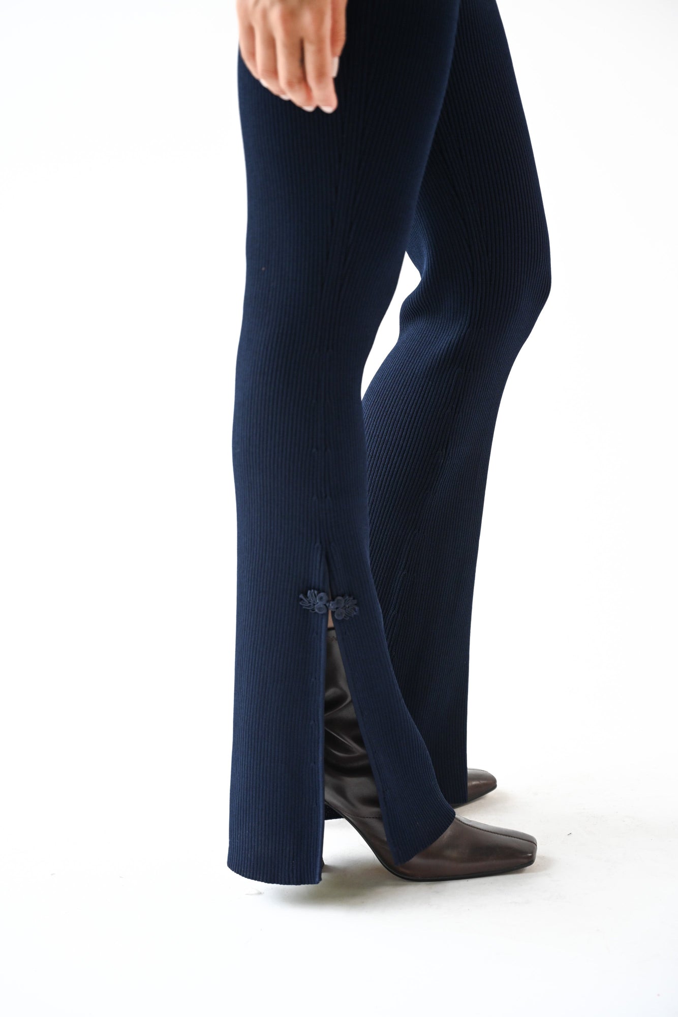 Harlow Bell Bottom Pant | Navy