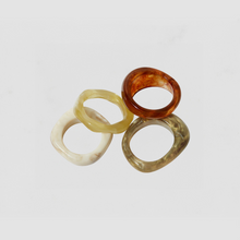 Dallas Resin Ring | Brown