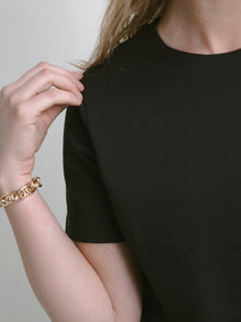 Lively Shoulder Tee | Black