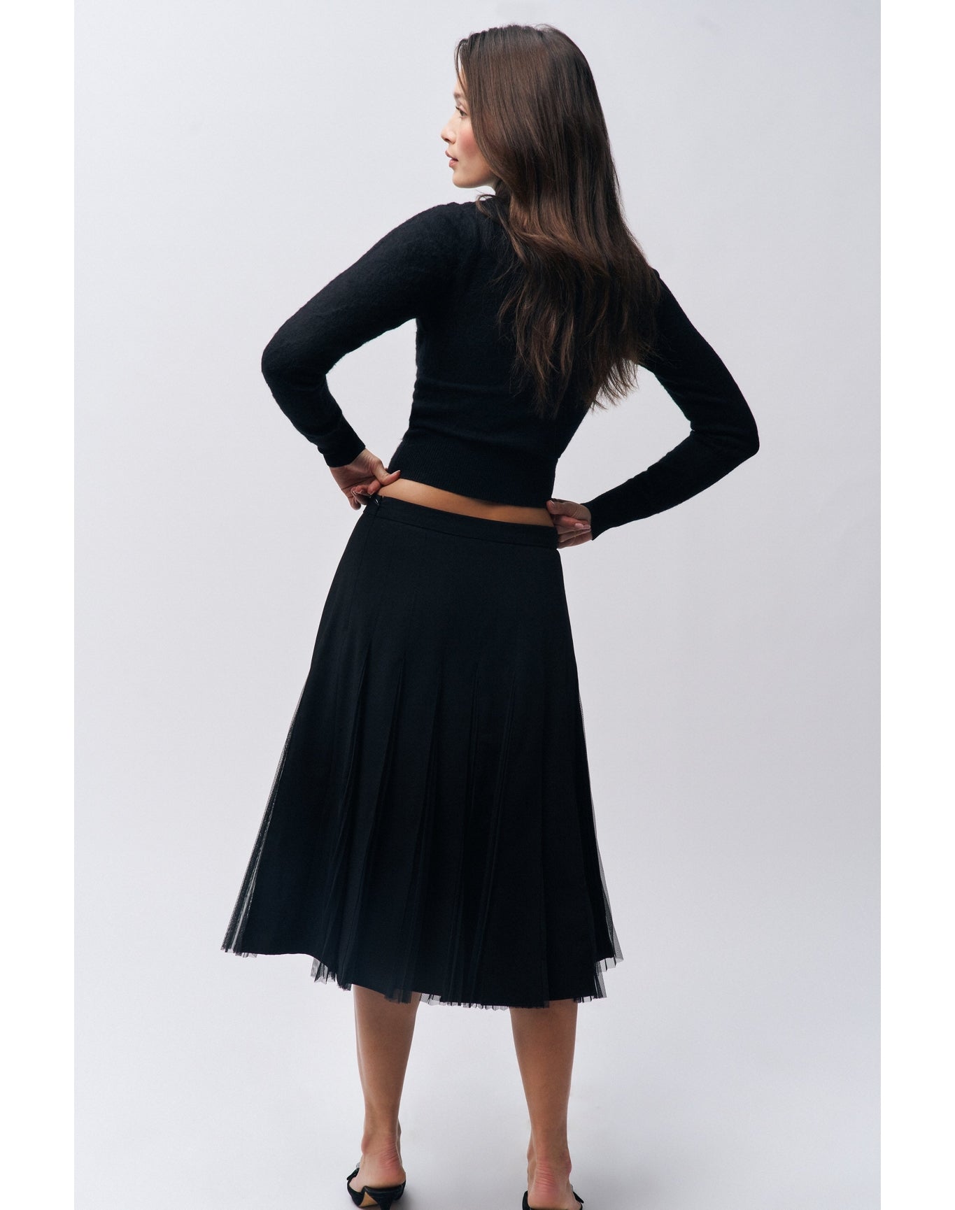 Delia Sweater | Black