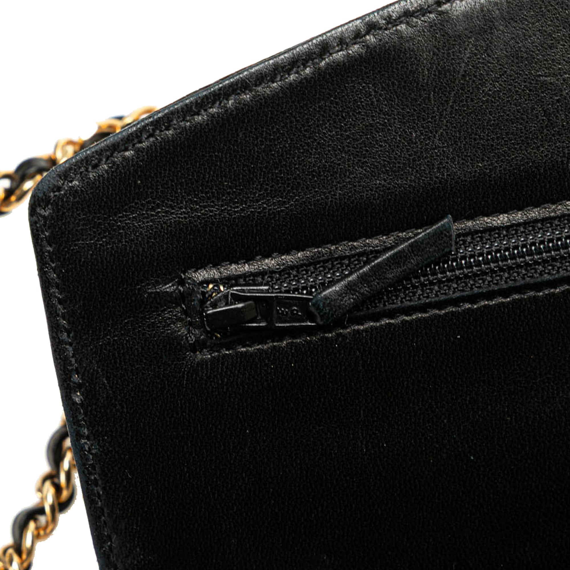 Chanel | Pre-Owned CC Caviar Wallet on Chain | Black