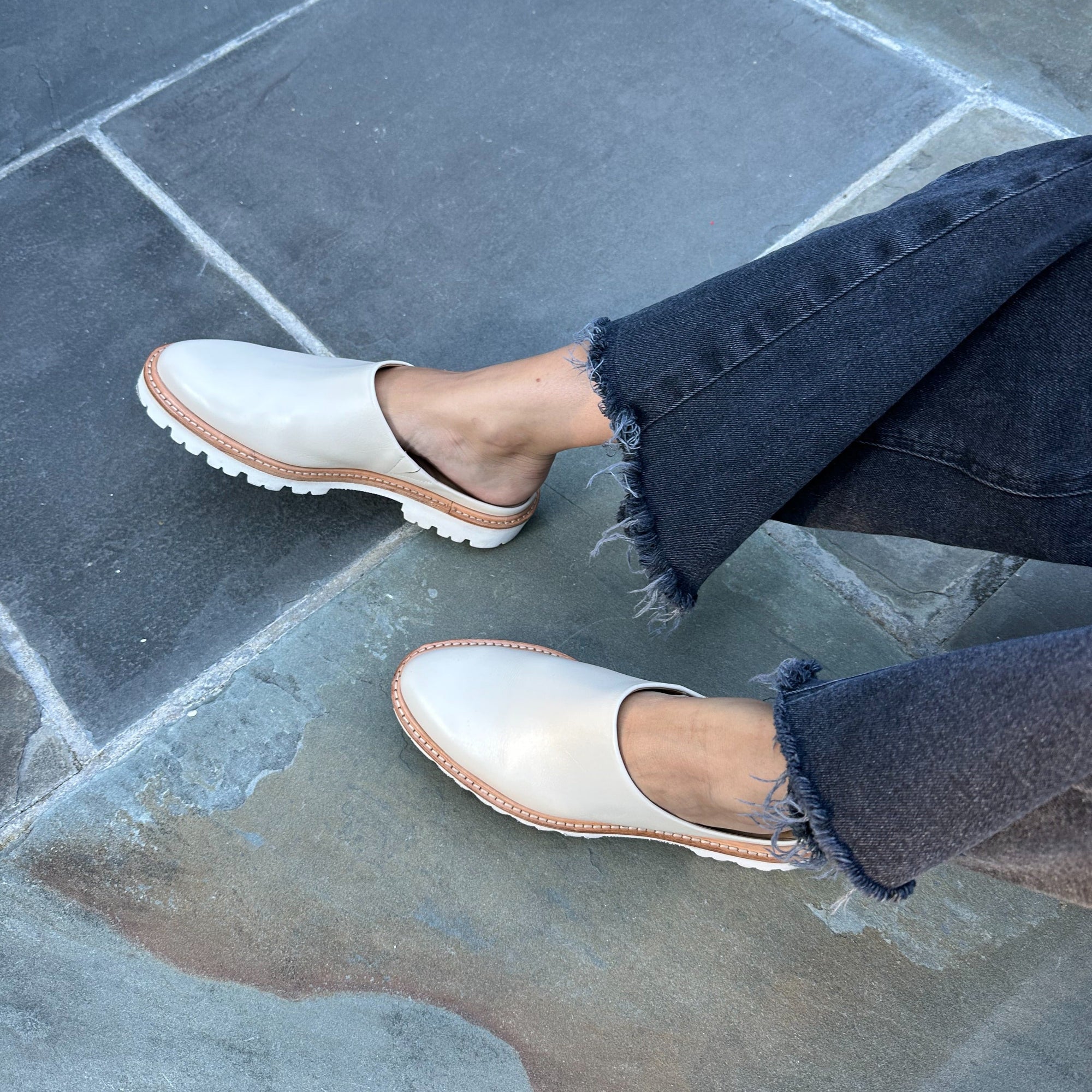 Womens | Emilee Lug Mule | Linen Suede