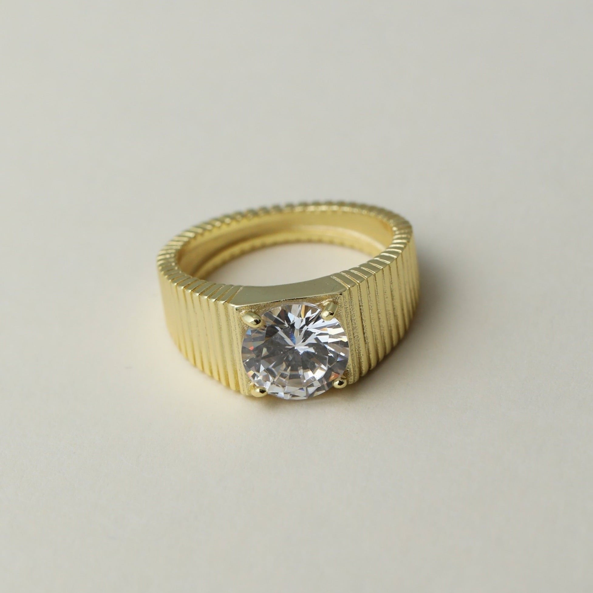 The Rouge Cz Signet Ring | Gold Vermeil
