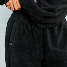 Sherpa Fleece Short | Black