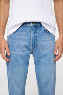 Men | Jax Light Wash Slim Jeans | Light Blue