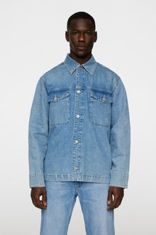 Men | Hunt Washed Denim Overshirt | Light Blue