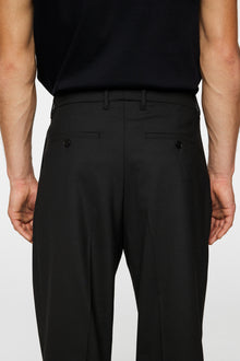 Men | Haij Pleated Twill Pants | Black