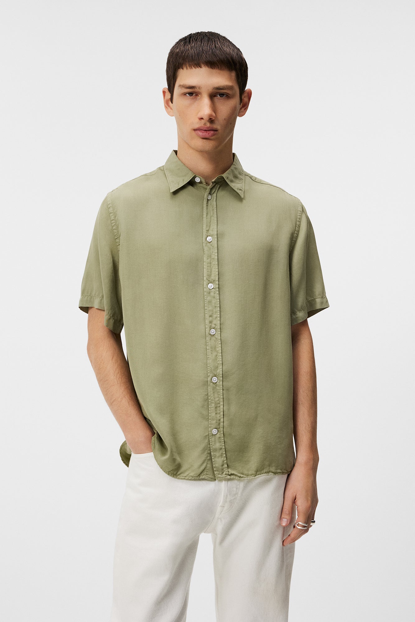 Men | Reg SS Light Tencel Shirt | Oil Green