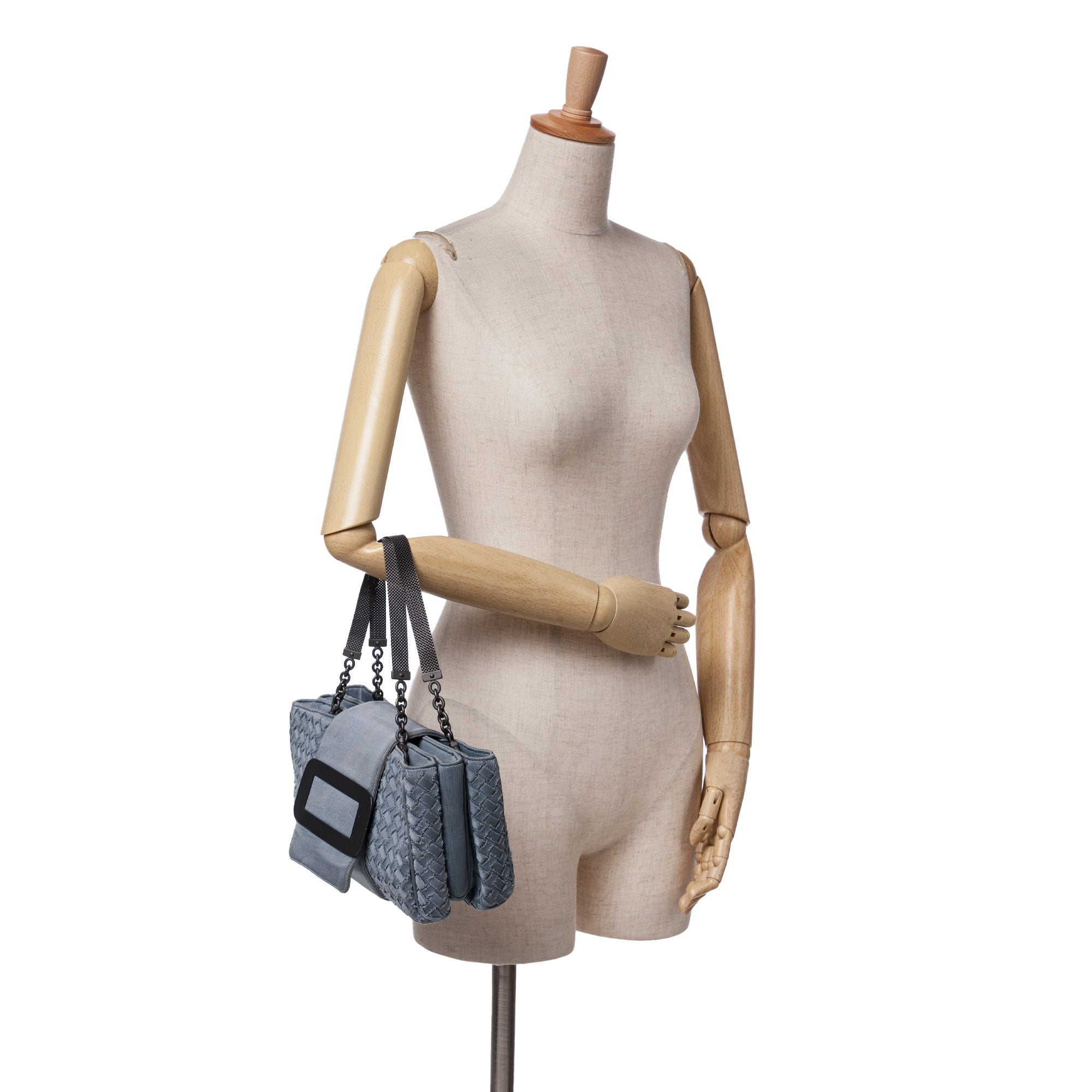 Bottega Veneta | Pre-Owned Canvas Intrecciato Buckle Flap Handbag | Blue/Denim