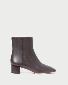 Color: Tmoro